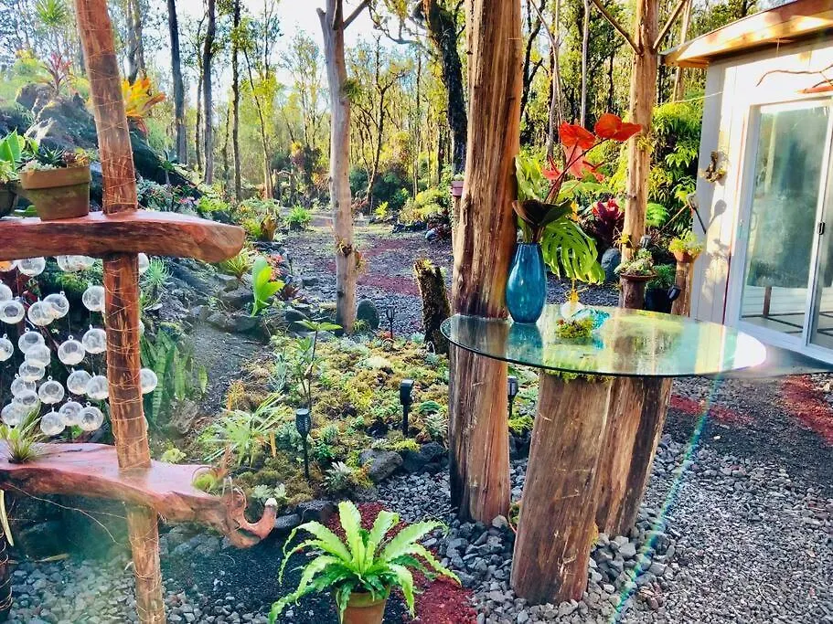 Exotic Garden Cottage At Amazing Volcano Fissure Mountain View Verenigde Staten
