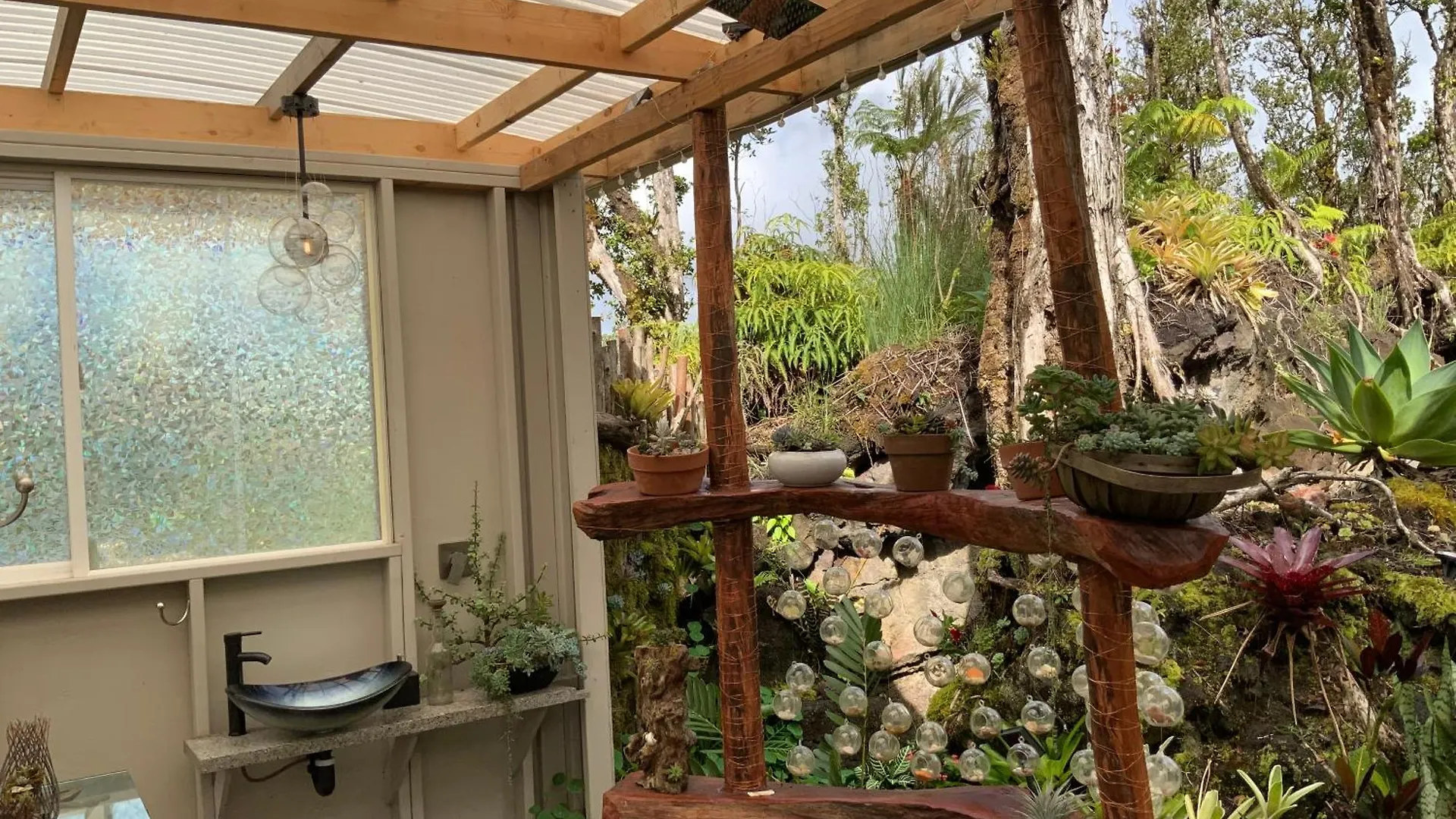 Exotic Garden Cottage At Amazing Volcano Fissure Mountain View 0*,  Verenigde Staten