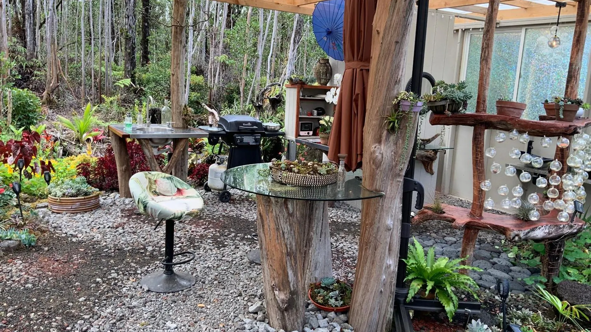 Exotic Garden Cottage At Amazing Volcano Fissure Mountain View 0*,