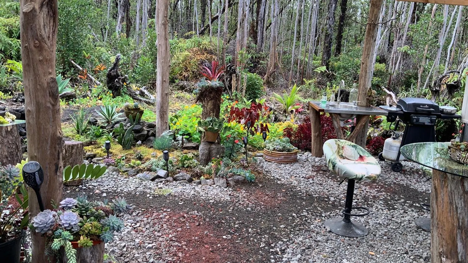 Landhuis Exotic Garden Cottage At Amazing Volcano Fissure Mountain View