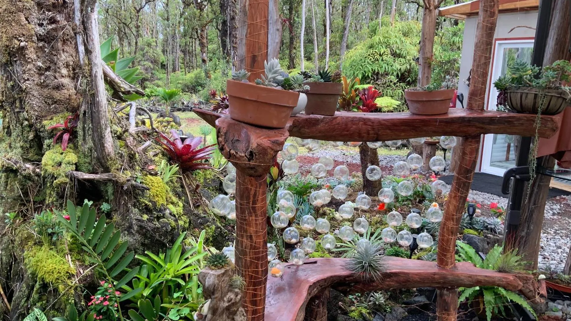 Exotic Garden Cottage At Amazing Volcano Fissure Mountain View 0*,