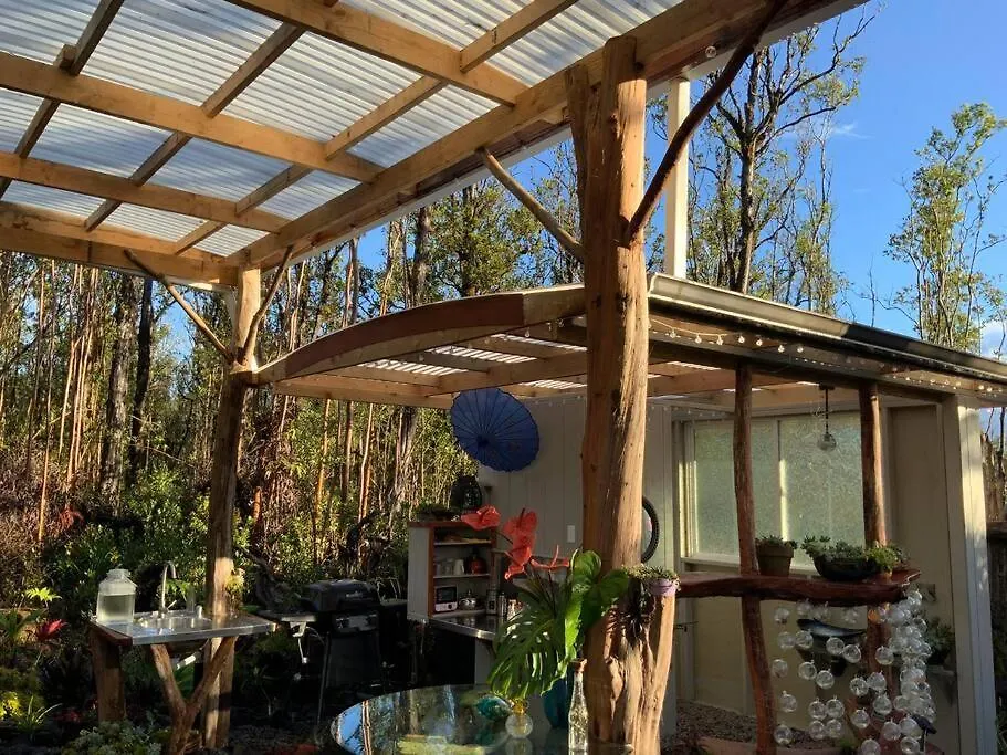 Landhuis Exotic Garden Cottage At Amazing Volcano Fissure Mountain View