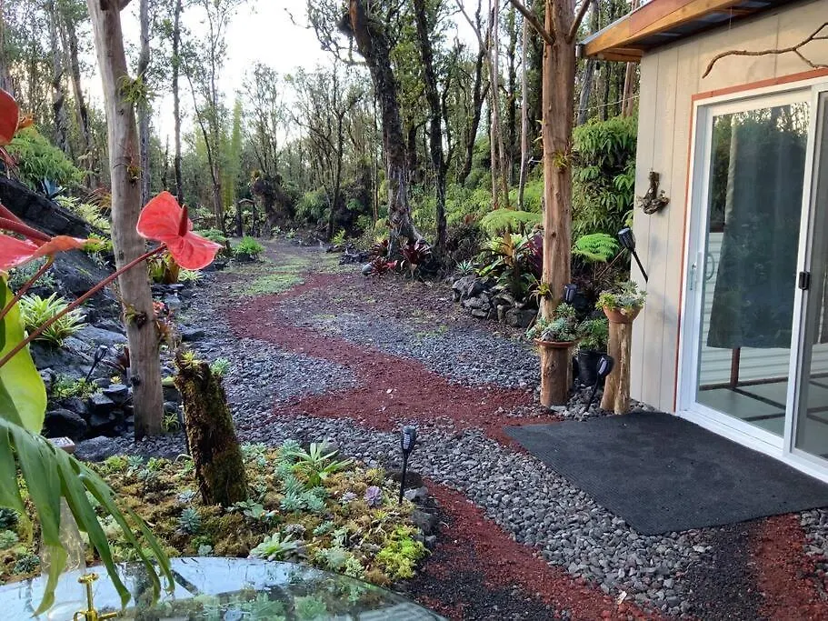 Landhuis Exotic Garden Cottage At Amazing Volcano Fissure Mountain View